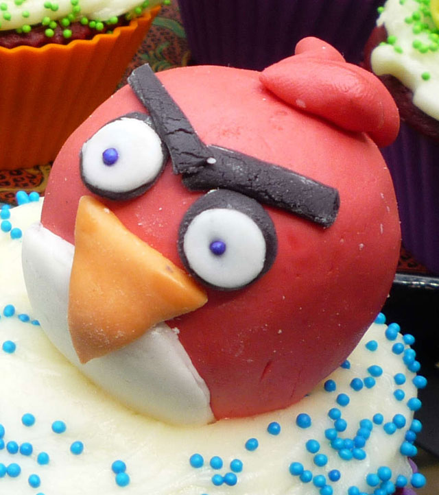  40 cool, eye catching and crazy yummy cupcake designs