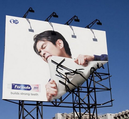 Billboards That Will Surely Get Your Attention creative billboards 550x505 Billboards That Will Surely Get Your Attention