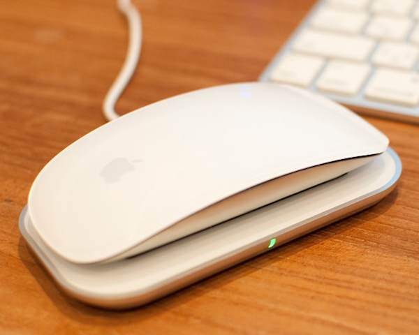 Wireless Charger Magic Mouse By Mobee Wireless Charger Magic Mouse By Mobee