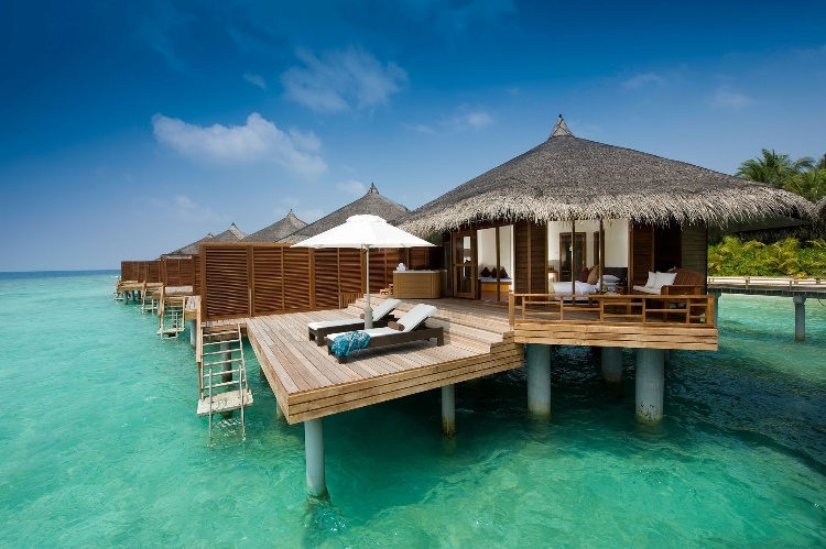 s 11 Kuramathi Resort – Maldives