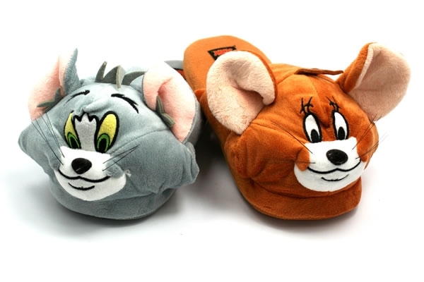 tumblr mahjanvvjQ1rdbngho1 1280 Tom and Jerry Plush Slippers