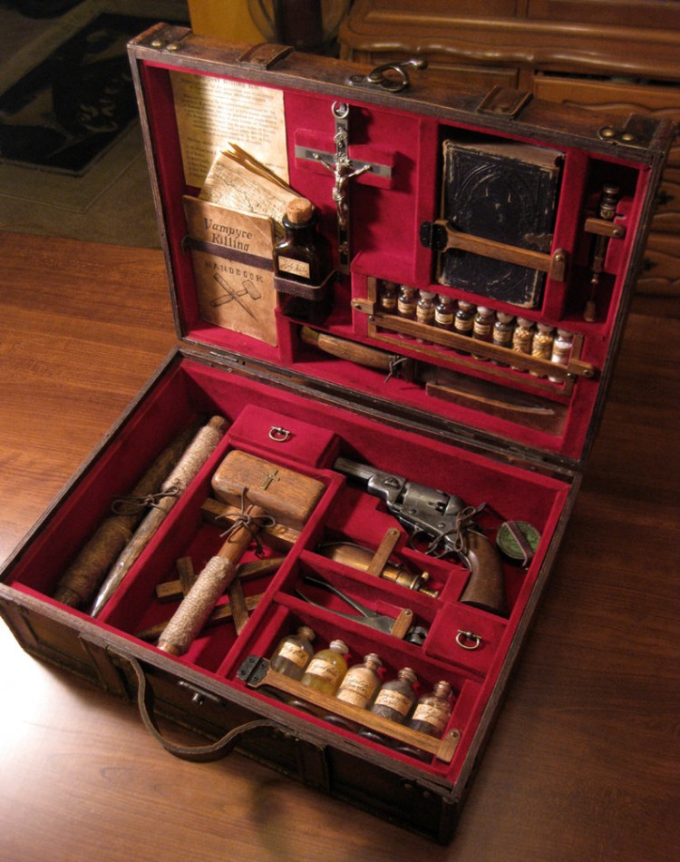 Epic Artisan Craft Pictures vampire killing kit artisan craft pictures 750x950 Epic Artisan Craft Pictures
