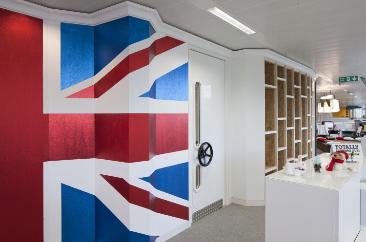 111 750x497 Youtube’s HQ London by Penson