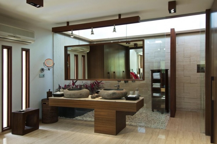 Courtyard House by Hiren Patel Architects 1314 750x497 Courtyard House by Hiren Patel Architects