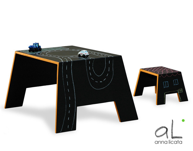 Mavalà blackboard table by Anna Licata 1o23 Mavalà blackboard table by Anna Licata