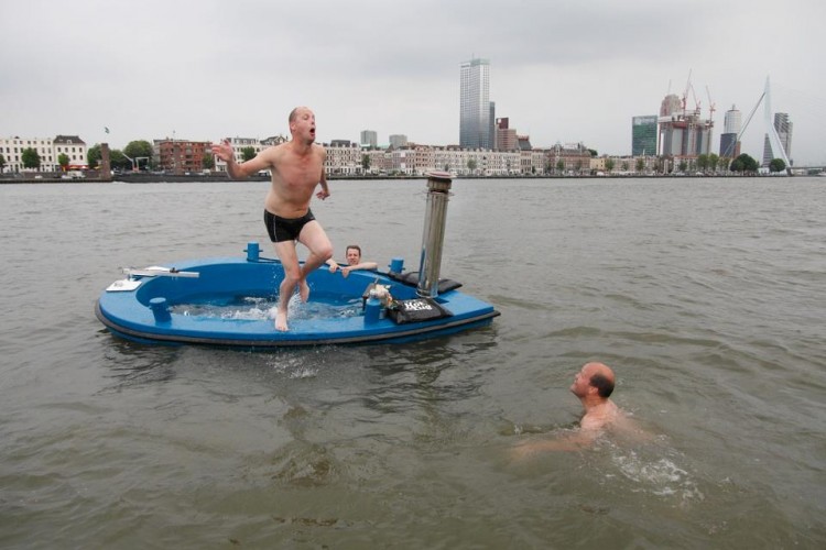 HotTug take it hot. 579905 463770270320344 147321568 n 750x500 HotTug take it hot.