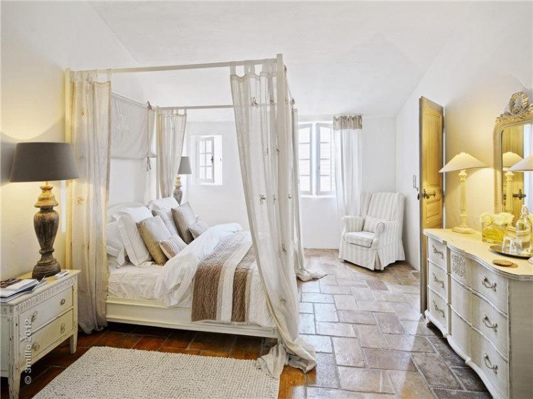 629 750x562 Charming villa in Beauvallon
