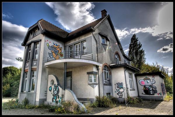  Abandoned Belgian Town Becomes Covered in Street Art 