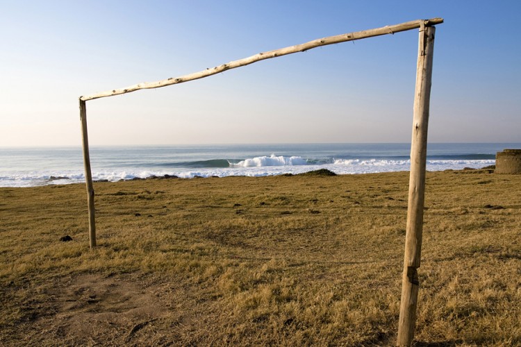 Surf and Soccer in South Africa East Coast South Africa by Alan van Gysen for Global Yodel 750x500 Surf and Soccer in South Africa