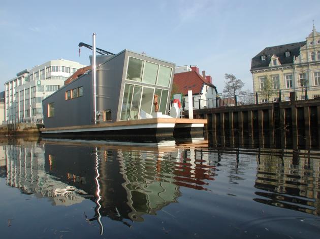 House boat in Germany Imag1 House boat in Germany