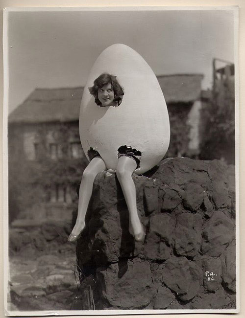 Incredibly Bizarre Vintage Halloween Costumes Incredibly Bizarre Vintage Halloween Costumes 8 Incredibly Bizarre Vintage Halloween Costumes