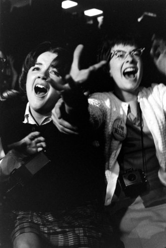 Rare Photos of Beatles Fans, 1964 Rare Photos of Beatles Fans 1964 1 Rare Photos of Beatles Fans, 1964