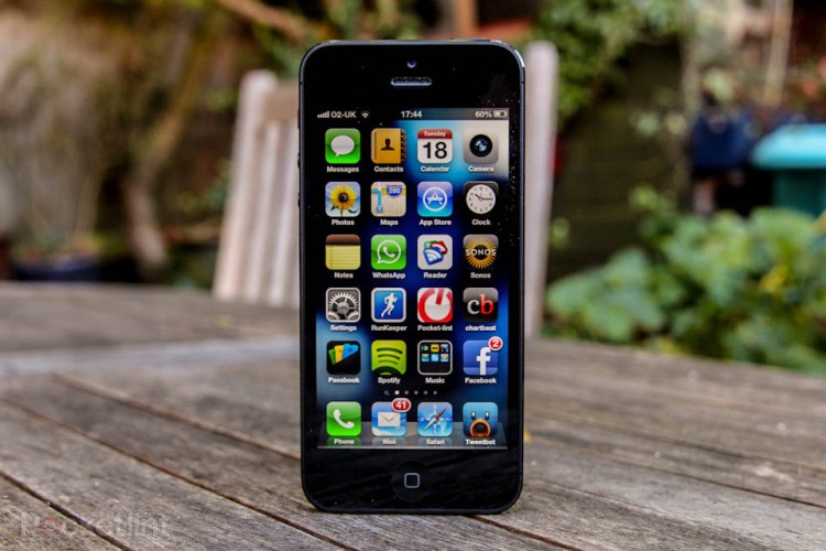 The Best Business Apps For Your iPhone 5 apple iphone 5 phone review 0 750x500 The Best Business Apps For Your iPhone 5