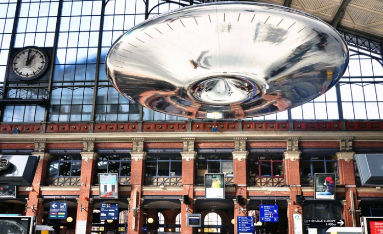 Art – U.F.O by Ross Lovegrove for Lille3000 arts ross lovegrove ufo 750x459 Art – U.F.O by Ross Lovegrove for Lille3000