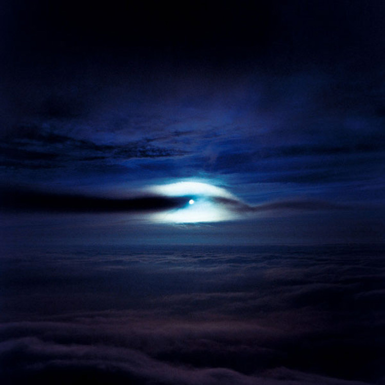 Photography by Yu Yamauchi dawn1 Photography by Yu Yamauchi