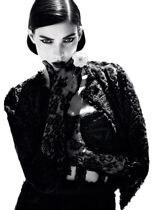 D&Gs Dolce Vita kati nescher by camilla akrans vogue germany october 2012 d and g 01 D&Gs Dolce Vita