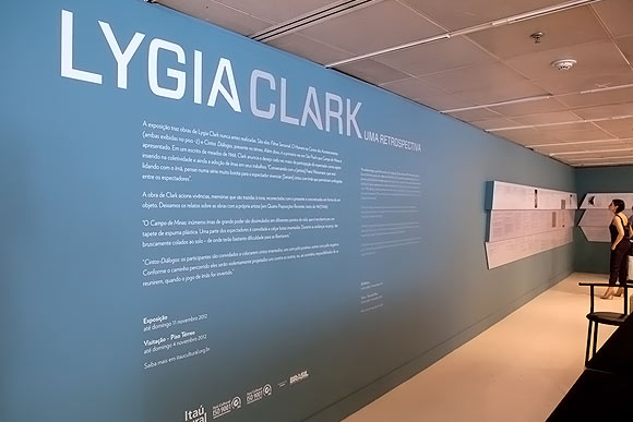 Identity for Lygia Clark exhibition at Itaú Cultural, by Jader Rosa lygiaclark comunicacaovisual2 jaderrosa© Identity for Lygia Clark exhibition at Itaú Cultural, by Jader Rosa