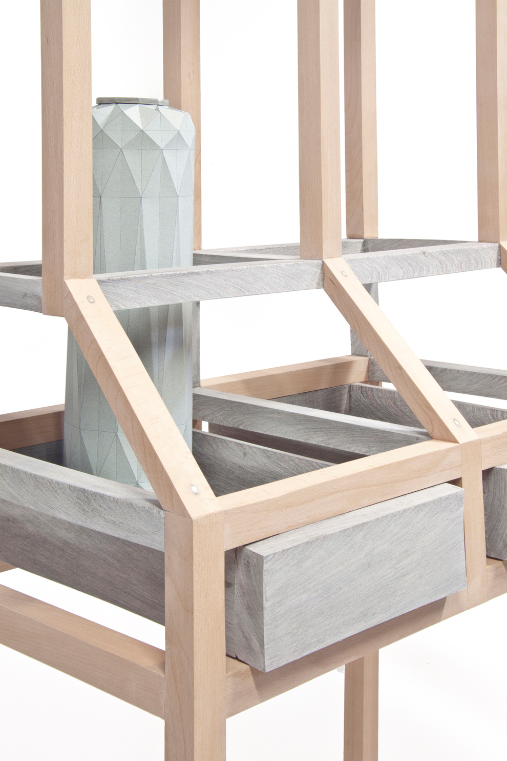 PAPER BECOMES FURNITURE newspaperwood mieke meijer vij5 04 PAPER BECOMES FURNITURE