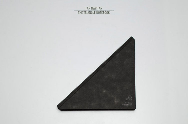 Triangular Notebook by Tan Mavitan triangularnotebook tanmavitan gselect gessato gblog 2 750x493 Triangular Notebook by Tan Mavitan