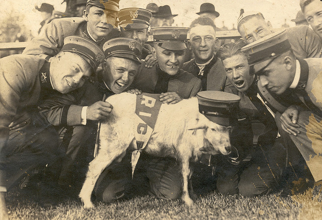 12 Old & Funny Photos of Goats 12 Old Funny Photos of Goats 3 12 Old & Funny Photos of Goats