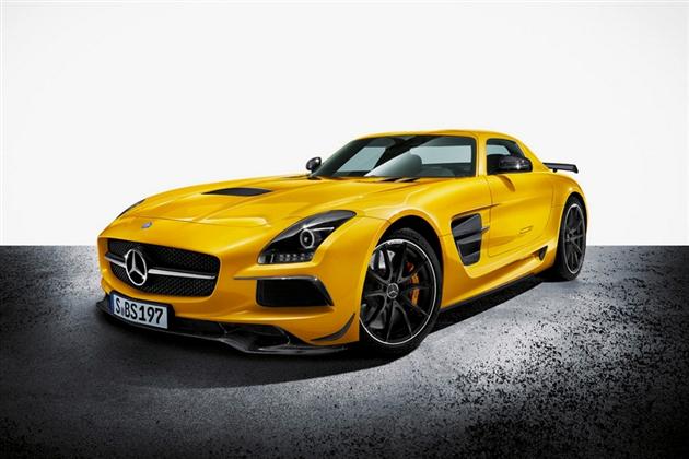 Black Mercedes Benz Unveils SLS AMG Black Series