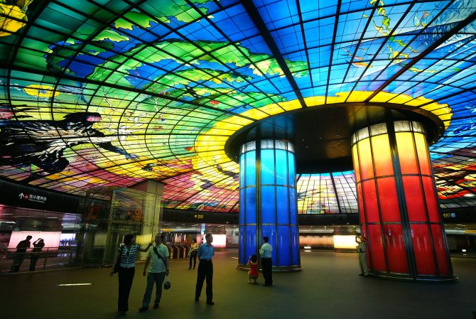 10 World’s Most Beautiful Subway Stations FormosaBoulevardStation 10 World’s Most Beautiful Subway Stations