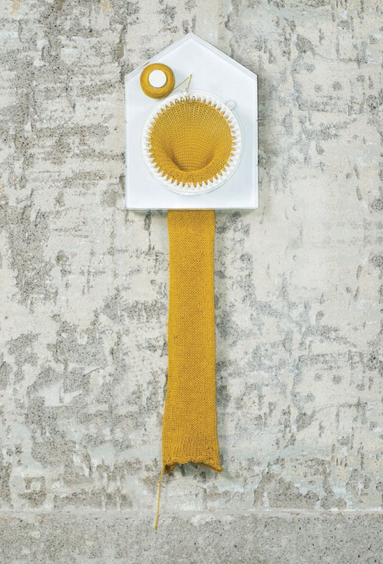 Knitting Clock by Siren Elise Wilhelmsen Knitting clock04 Knitting Clock by Siren Elise Wilhelmsen