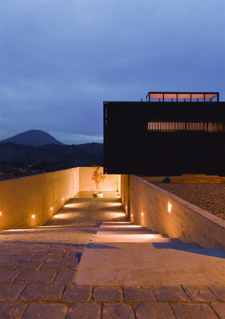 O House by 01ARQ a 213 O House by 01ARQ