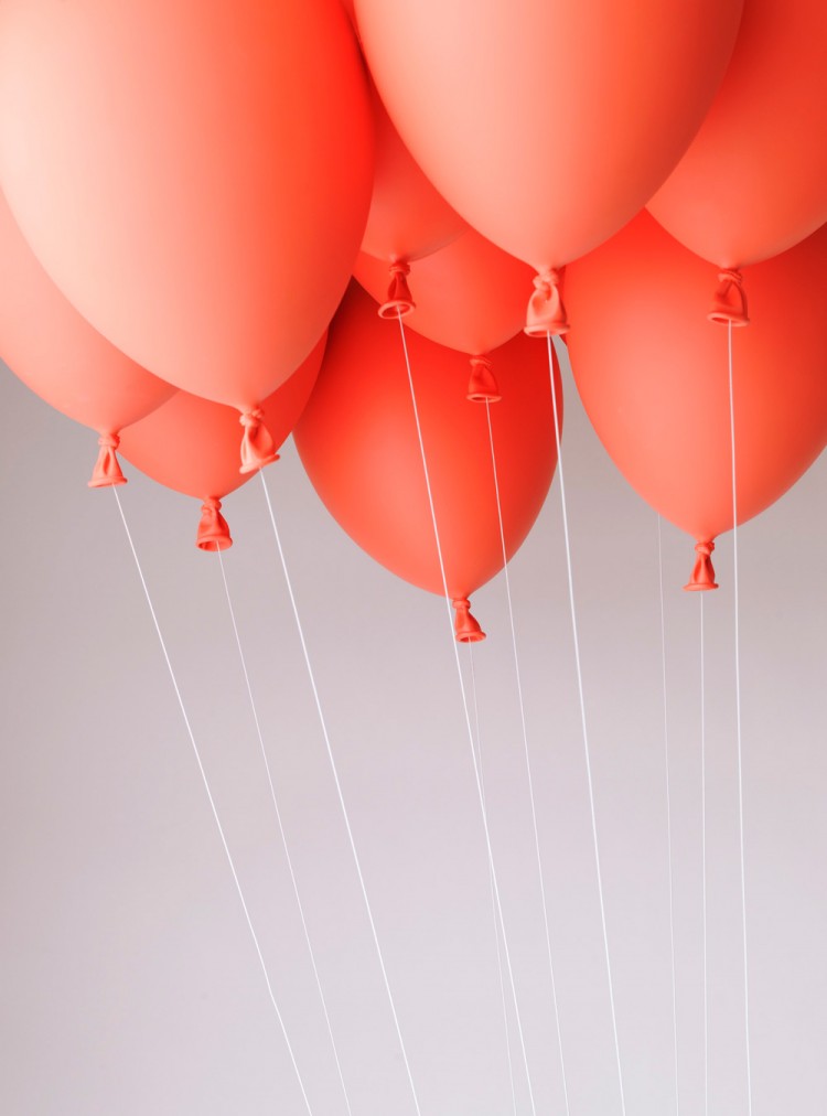 Balloon Bench by Satoshi Itasaka balloon bench h220430 4b 750x1012 Balloon Bench by Satoshi Itasaka