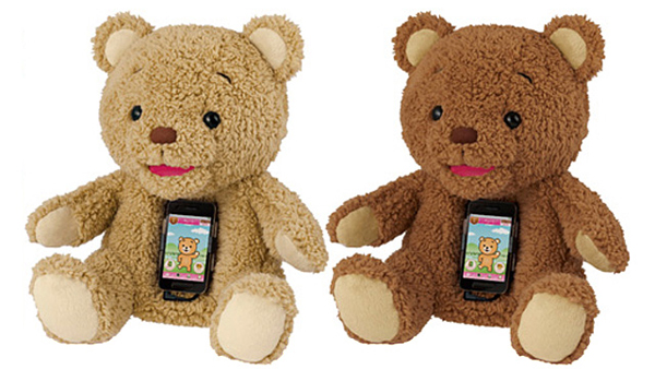 Teddy Bear Has Smartphone Dock for a Heart Teddy Bear Has Smartphone Dock for a Heart