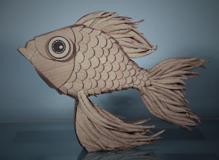Recycled Art Project by Ali Golzad goldfish0213 750x549 Recycled Art Project by Ali Golzad