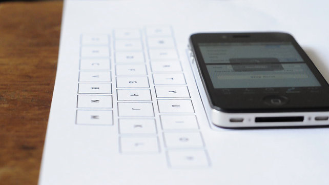 invisible keyboard iphone app 1 This App Turns Any Surface into a Keyboard