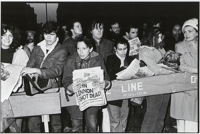 Lennon Shot Dead 01 Lennon fans flock to the Dakota with the NY Post in hand Lennon Shot Dead