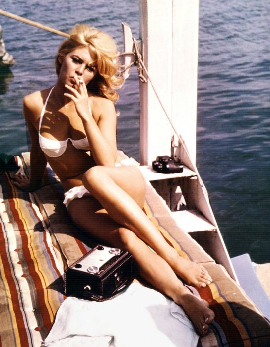 Photos of Brigitte Bardot in Her Sex Kitten 09 On the set of A Very Private Affair Photos of Brigitte Bardot in Her Sex Kitten