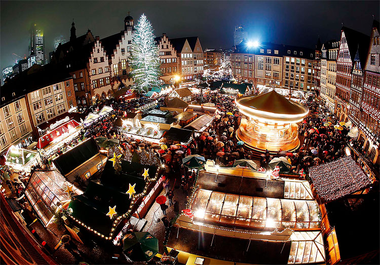 101 The World is Waiting for Christmas
