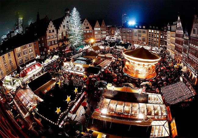 Christmas Lights Around the World 1216 Christmas Lights Around the World