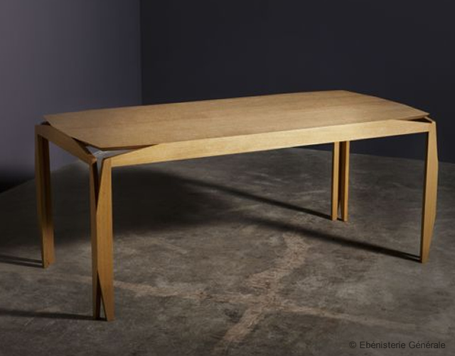 2o14 Stellar table by Ebénisterie Générale