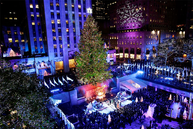 Christmas Lights Around the World 621 Christmas Lights Around the World