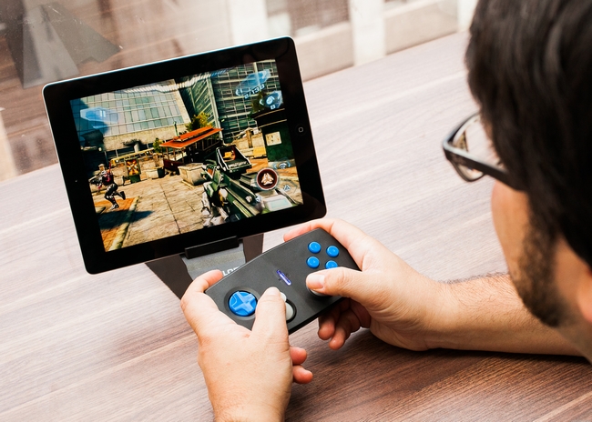 Duo Gamer – Wireless Game Controller for iDevices Duo Gamer Wireless Game Controller for iDevices BonjourLife.com Duo Gamer – Wireless Game Controller for iDevices