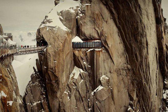 Amazing Places Around The World – 3 Globe 3 10 Amazing Places Around The World – 3