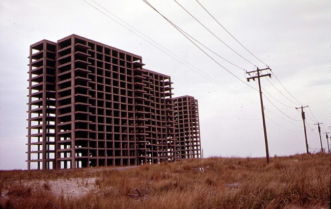 New Yorks Abandoned of The 1970s New Yorks Abandoned of The 1960s 7 650x410 New Yorks Abandoned of The 1970s