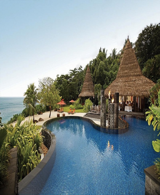 Astounding Maia Resort in Seychelles Astounding Maia Resort in Seychelles