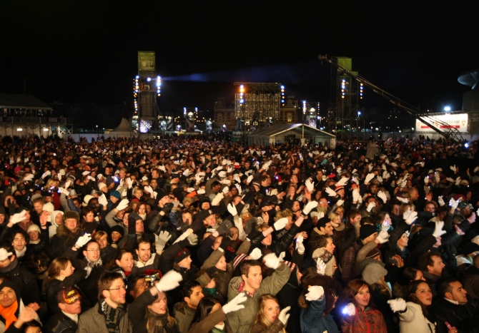 10 WORLD BEST NEW YEAR EVE’S DESTINATIONS amsterdam new 10 WORLD BEST NEW YEAR EVE’S DESTINATIONS