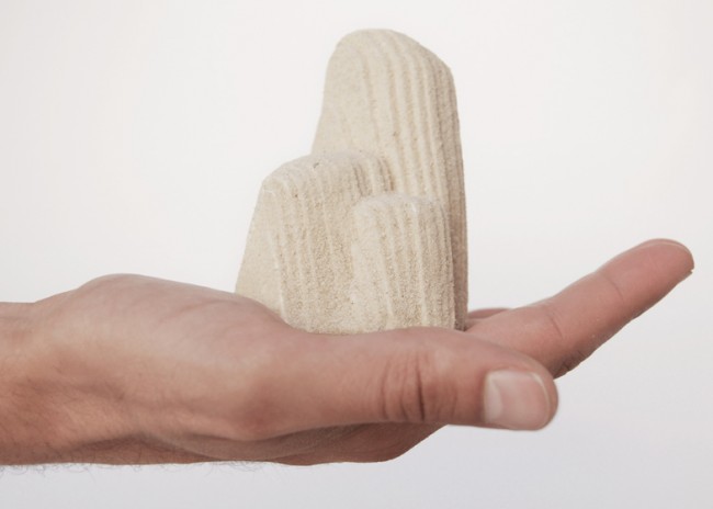 Memorabilia, a DIY kit to transform sand into solid sculptures dezeen Memorabilia Factory by Bold Design for Design Exquis ss 10 650x464 Memorabilia, a DIY kit to transform sand into solid sculptures