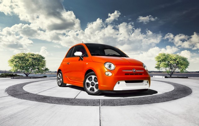 Fiat 500e debuts at 2012 LA Auto Show fiat500ela Fiat 500e debuts at 2012 LA Auto Show