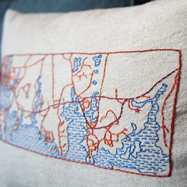 pillowkit1 DIY Brooklyn Assembly Kit Lets You Make a Pillow   With Any Map Stitched On
