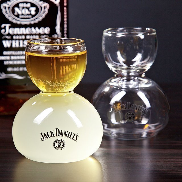 Jack Daniel’s Whiskey on Water Glasses 268124749190663877 62240ab10dd511 Jack Daniel’s Whiskey on Water Glasses