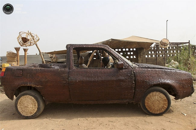 314 Wicked Wicker Car Wows in Nigeria