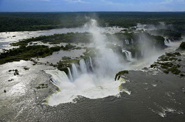 Amazing Places Around The World – 8 8 Amazing Places Around The World – 8