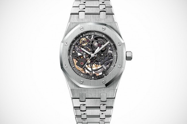 Audemars Piguet Royal Oak 650x433 Audemars Piguet The Royal Oak Watch
